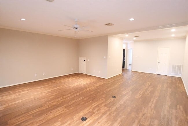 Building Photo - 4914 Maxie St