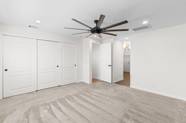 Building Photo - 6508 N 85th Pl