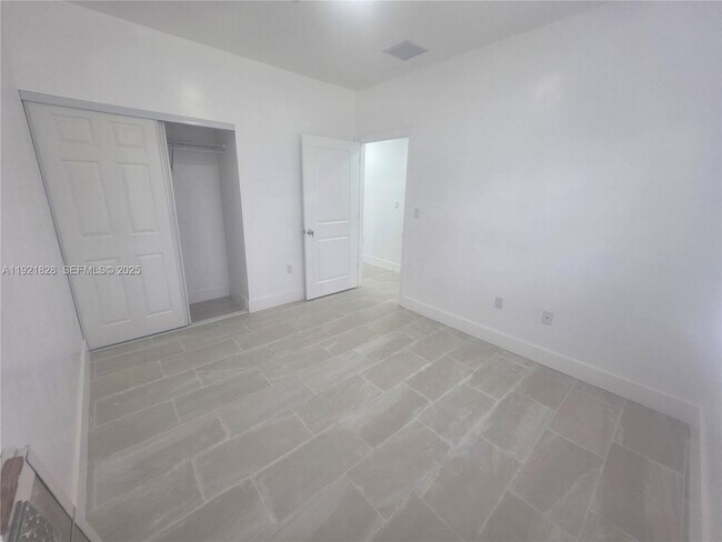 Building Photo - 21210 SW 119th Ave