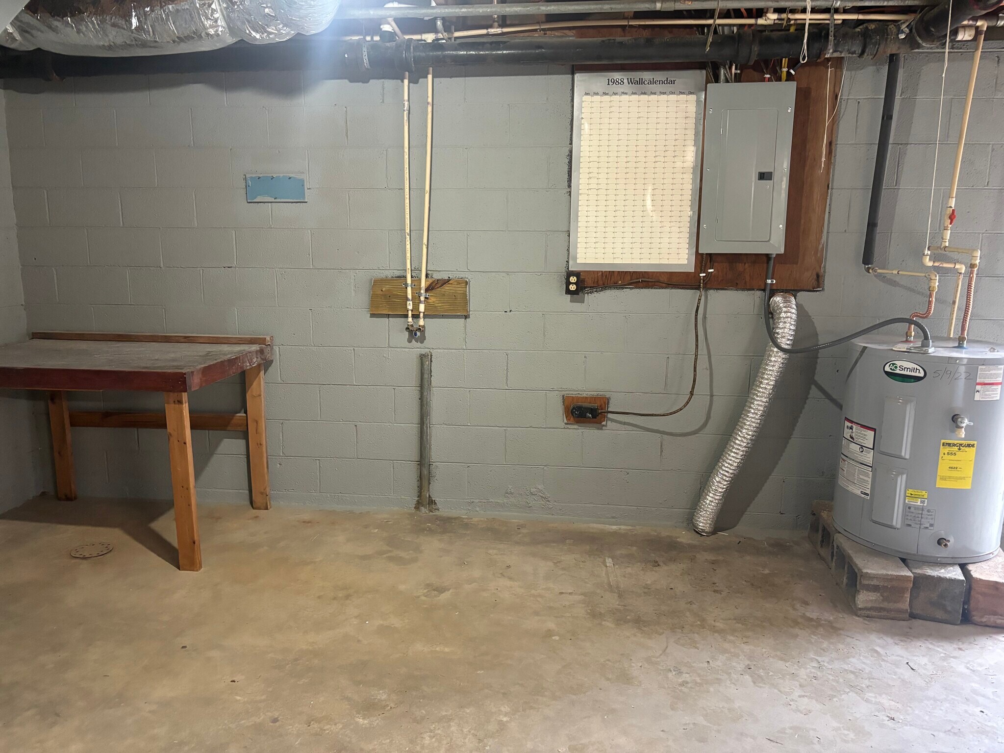 Building Photo - 208 Ricker Ave