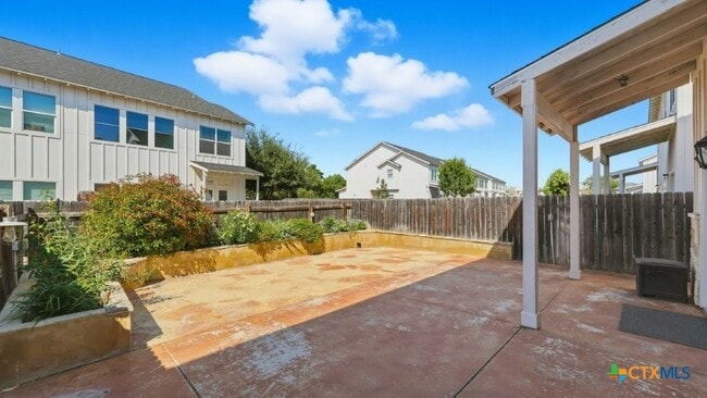 Building Photo - 223 Sapphire Dr