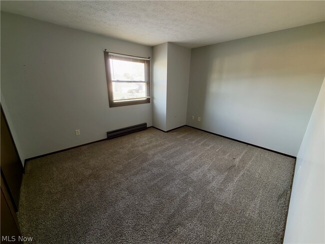 Building Photo - 2814 Forest Ln