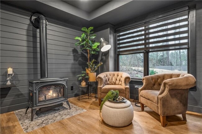 Building Photo - 12030 Old Mountain Park Rd