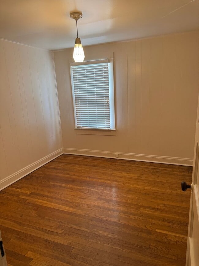 Building Photo - Charming home in the Heart of Bristol VA