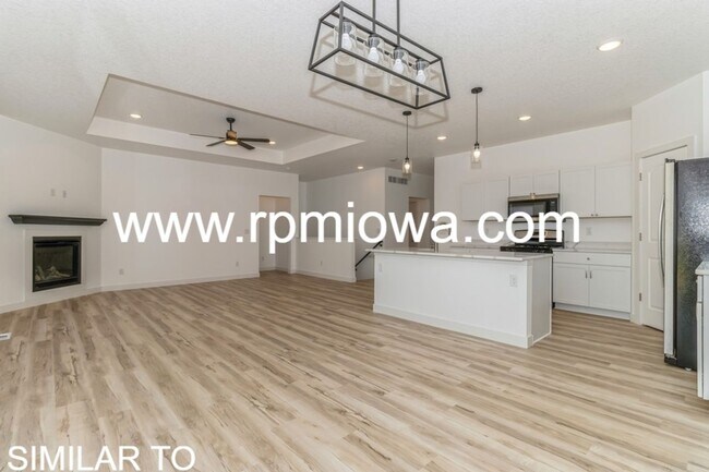 Building Photo - STUNNING HOME!! 4 Bed, 3 Bath Home in Altoona