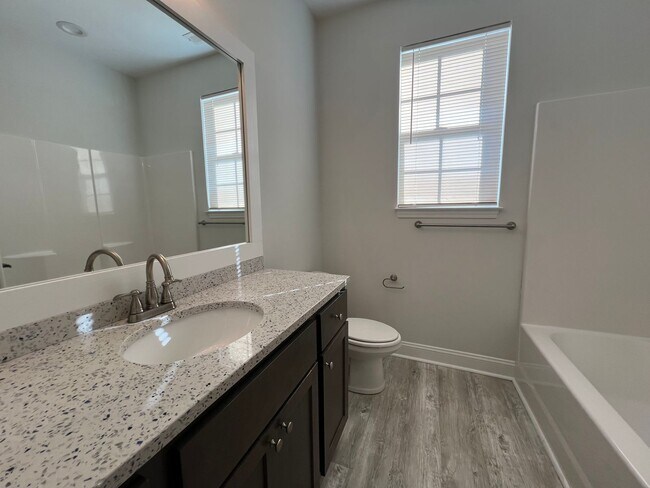 Building Photo - Conway - 3 Bedroom / 2 Bathroom House