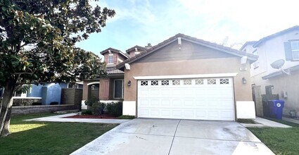 Building Photo - Beautiful 4 Bedroom, 3 Baths Single Family Home In North Fontana for Lease
