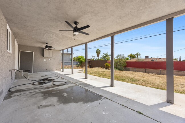 Building Photo - 2229 Gale Ave