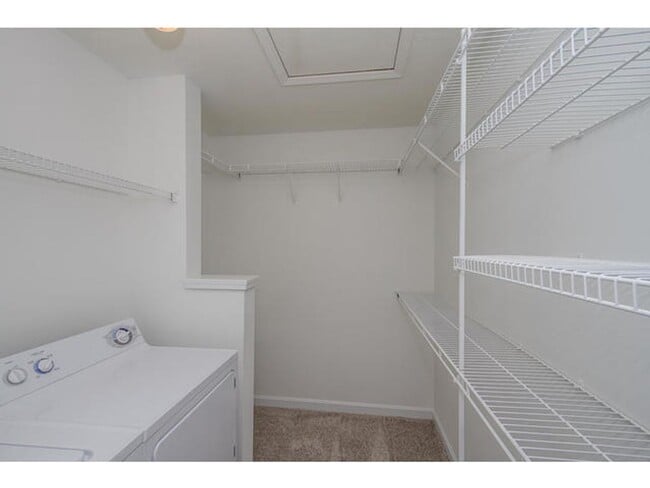 Building Photo - 663 Mickelson Way