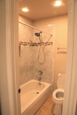 Building Photo - 8605 Berwick Dr