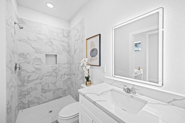 Building Photo - 4011 Ward St