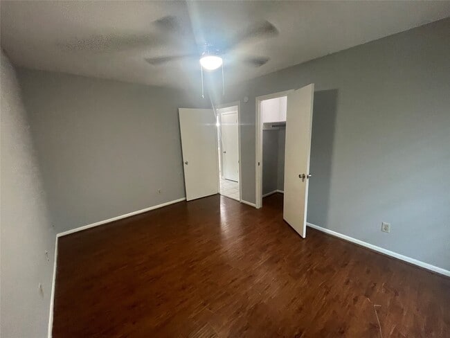 Building Photo - 9007 Bunny Run Dr