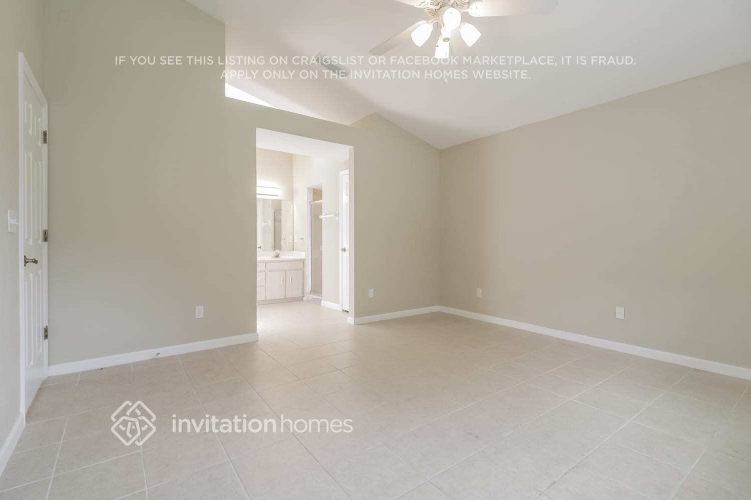 Building Photo - 3233 Vail View Dr