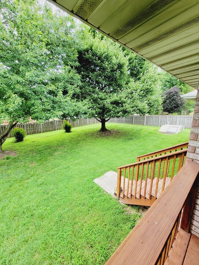 Building Photo - Lots Of New in Marlborough Manor w/ 3 Car Garage