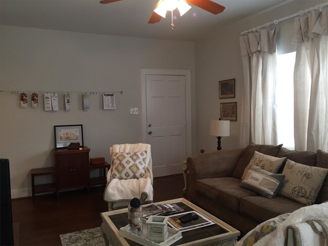 Building Photo - 1051 Government St