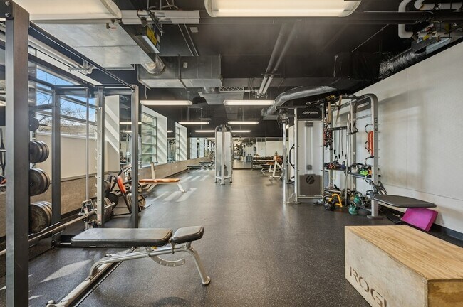 Building Photo - 474 N Lake Shore Dr