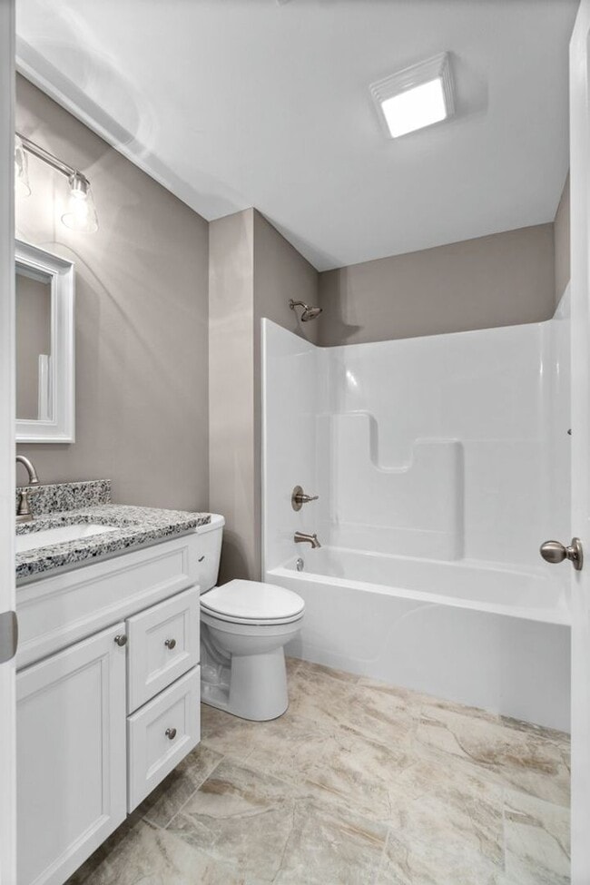 Building Photo - Beautiful Home in Cape