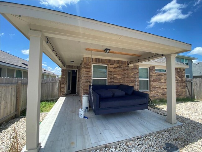 Building Photo - 17115 Alturas Ave