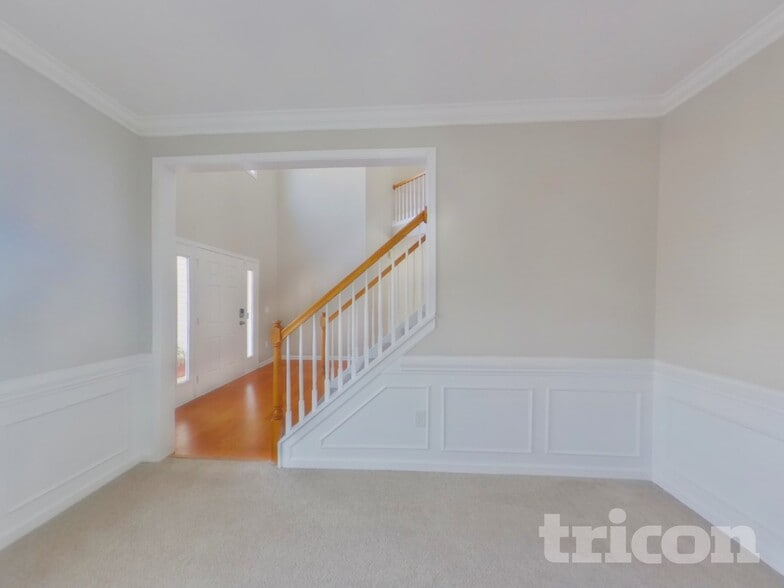 Building Photo - 324 Archway Ct