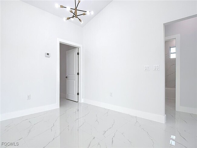Building Photo - 5001 Bywood St