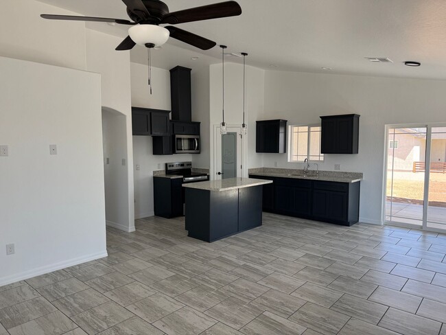 Building Photo - Brand New San Luis Three Bedroom Home