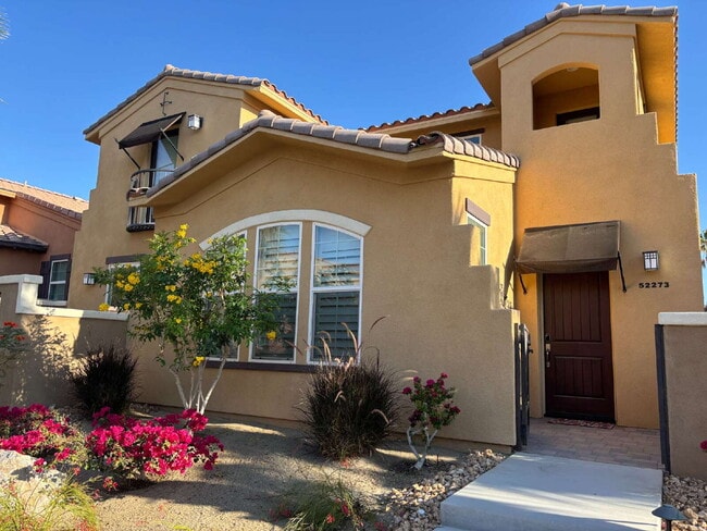 Building Photo - Scenic Views, Furniture optional, 3-Bedroom/2-Story Home Available for a 1 year or more lease term