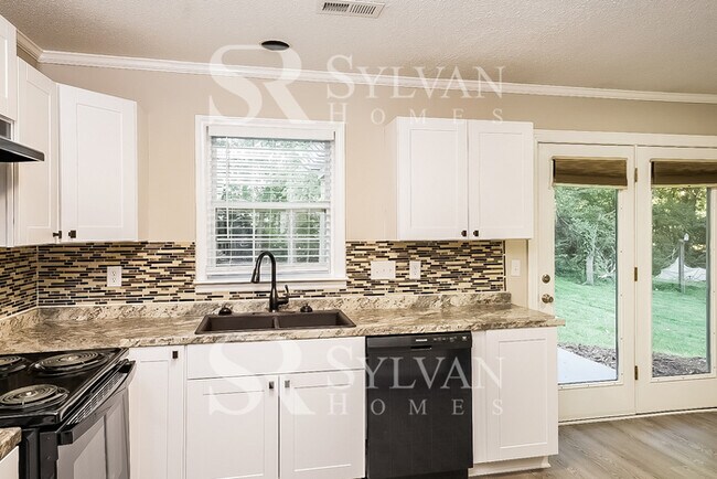 Building Photo - 1602 Glenn Meade Dr