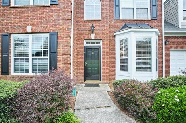 Building Photo - 2643 Whispering Pines Dr SW