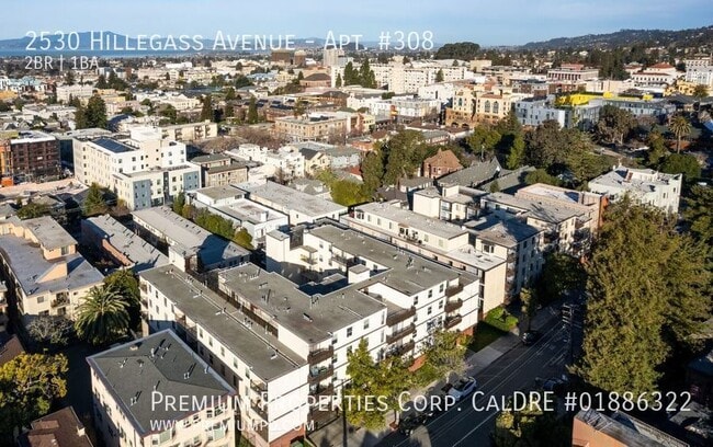 Building Photo - 2530 Hillegass Ave