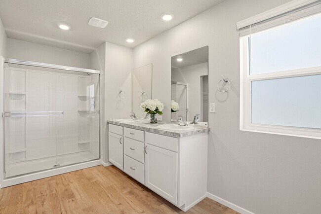 Building Photo - Beautiful Liberty Lake DR Horton Home!