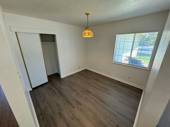 Building Photo - 3 bedroom | 2 bathroom | Citrus Heights Single Family Home