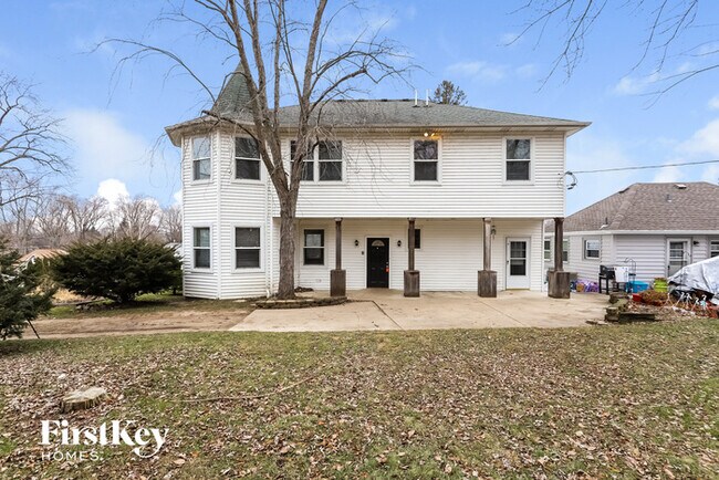 Building Photo - 217 Fairfield Dr