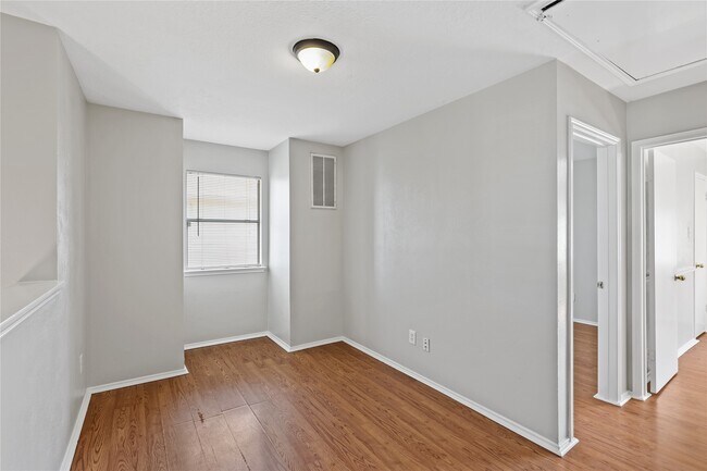 Building Photo - 2019 Ruffian Ln