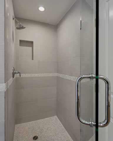 Building Photo - 831 S Curson Ave