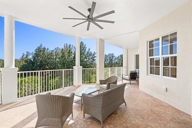 Building Photo - 3000 Jimmy Buffett Mem Hwy