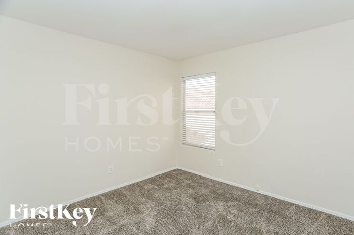 Building Photo - 7909 Hornbeam Ct