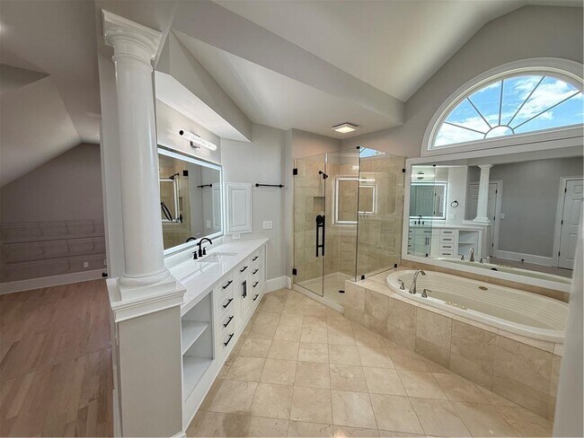 Building Photo - 1660 Briergate Dr