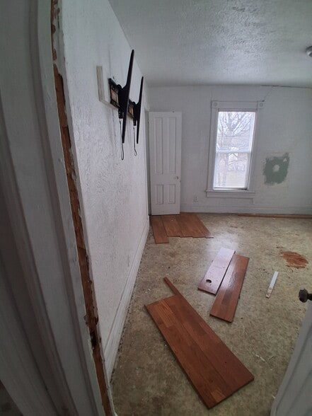 Building Photo - 1245 N Union St