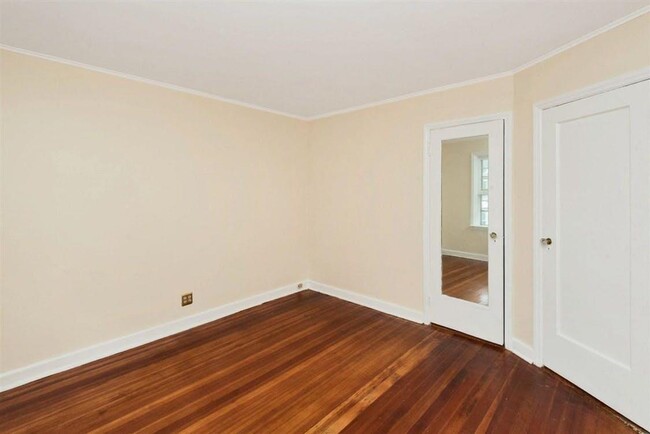 Building Photo - 40 Liberty Pl