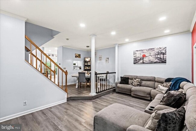 Building Photo - 506 Ben Neuis Pl