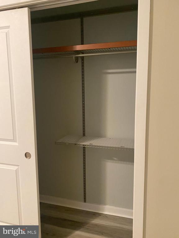 Building Photo - 4742 Pine St