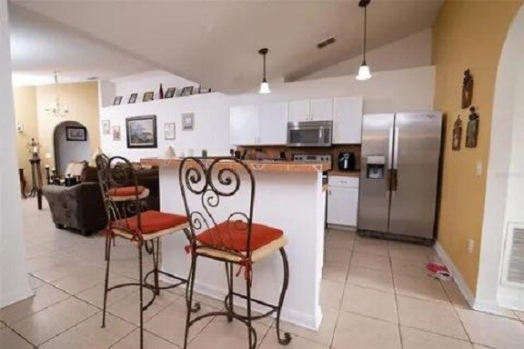 Building Photo - 610 Tamarin Ln