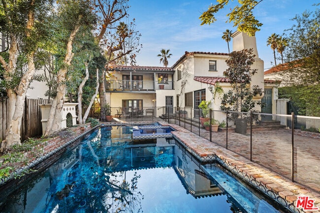 Building Photo - 200 S Anita Ave