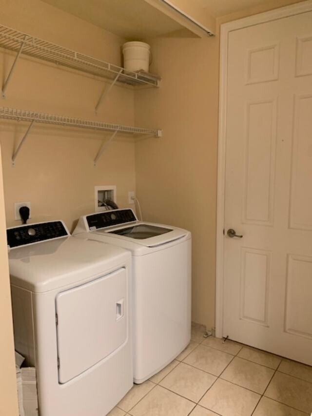 Building Photo - 3500 Oaks Clubhouse Dr