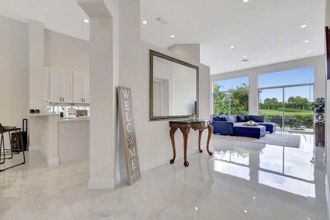 Building Photo - 10891 Fairmont Village Dr