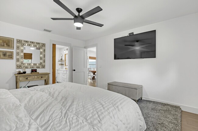 Building Photo - 4972 S Kay St