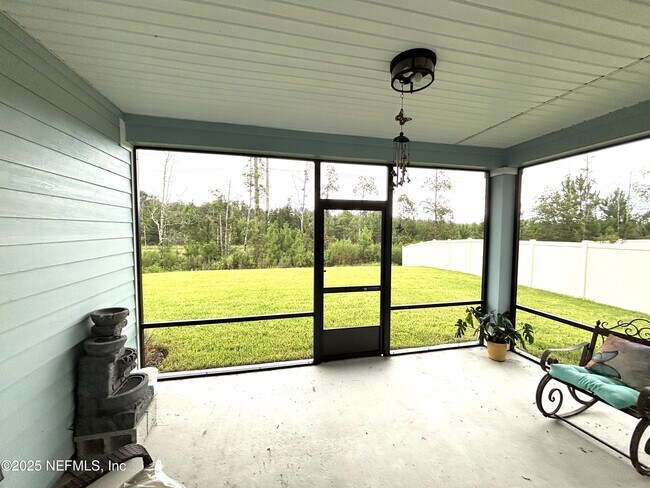 Building Photo - 442 Stargaze Ln