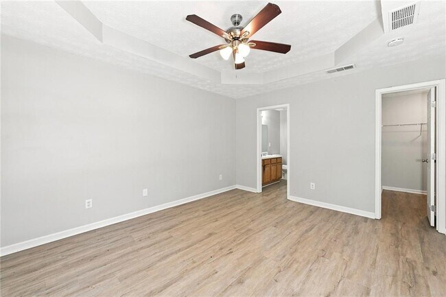 Building Photo - 1311 Birch Ct