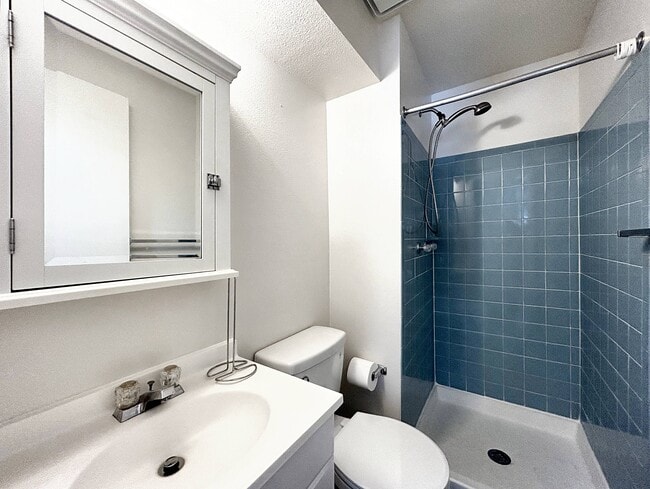 Building Photo - 5314 Solar Ridge Dr