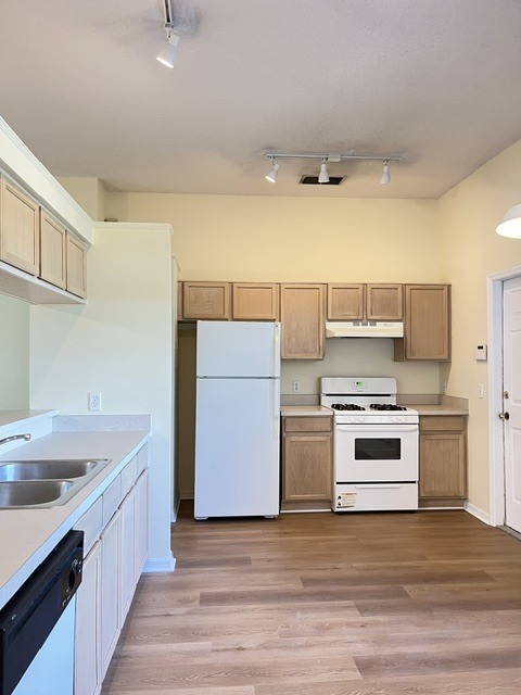 Building Photo - 430 Berwick Cir
